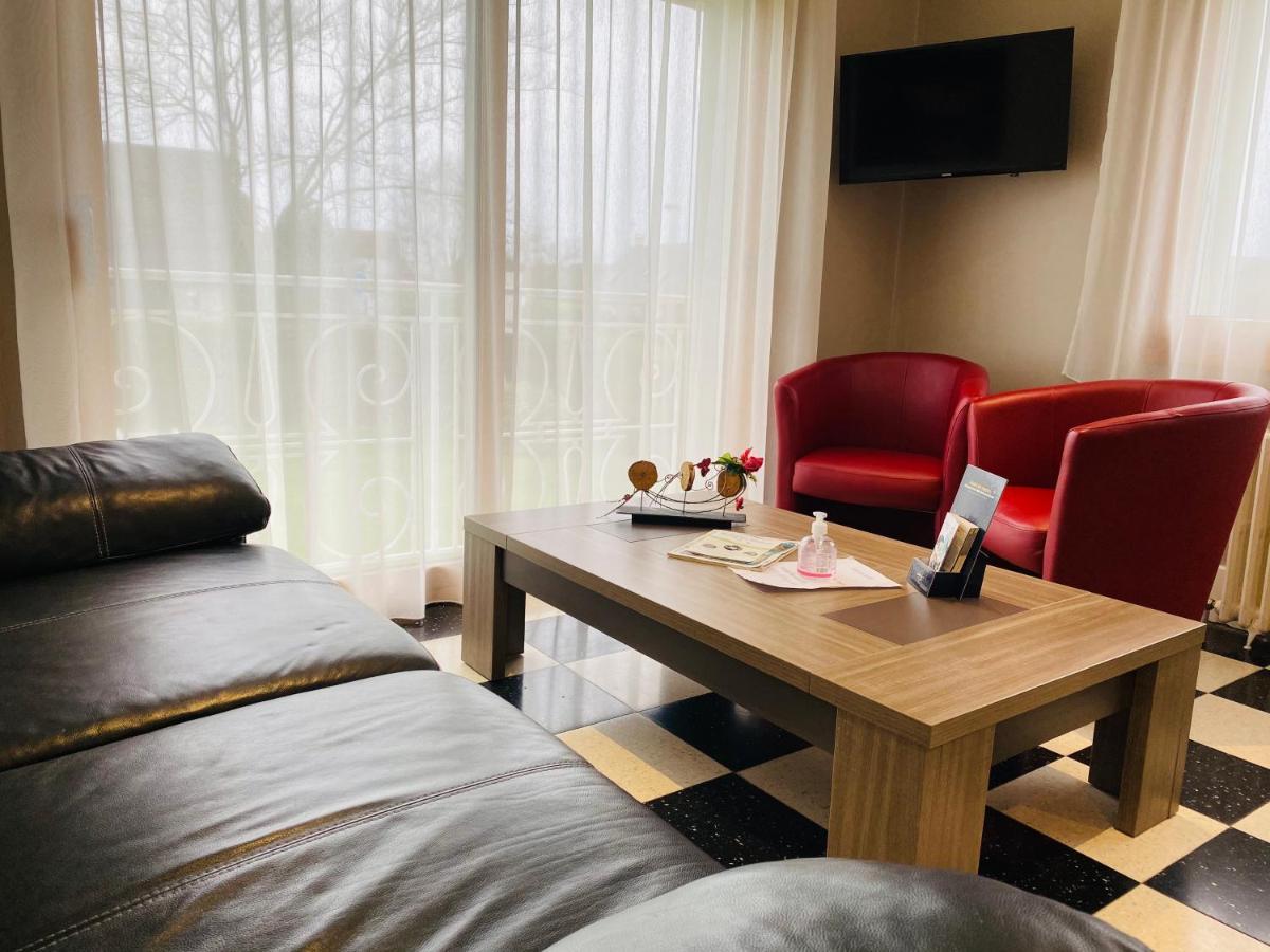 Contact Hotel - Motel Les Bleuets & Spa La Rivière-Saint-Sauveur Eksteriør bilde